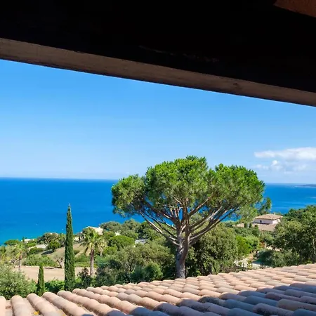 Spacious House With Sea View And 2 Terraces