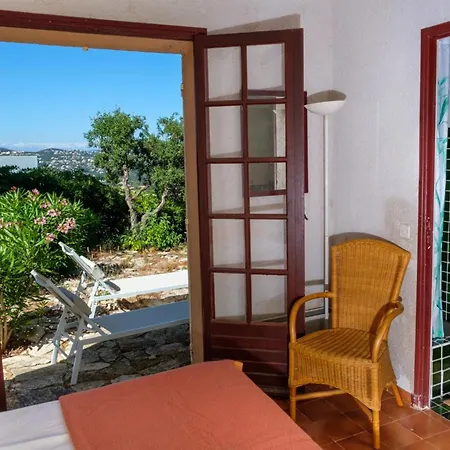 Spacious House With Sea View And 2 Terraces * Sainte-Maxime