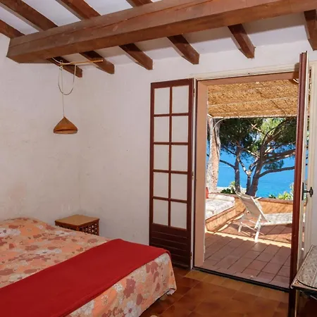 Spacious House With Sea View And 2 Terraces Holiday home *