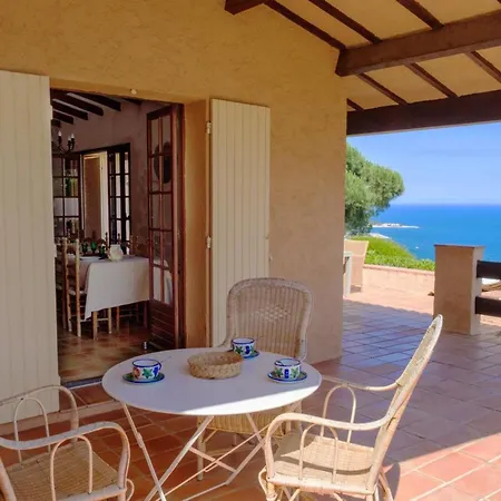 Spacious House With Sea View And 2 Terraces Holiday home