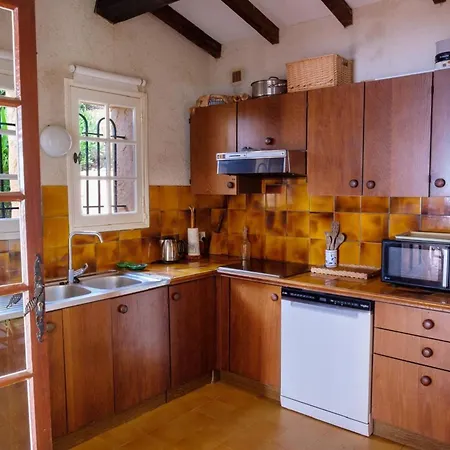 Holiday home Spacious House With Sea View And 2 Terraces *